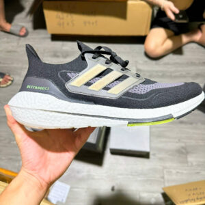 Adidas UltraBoost 21 ‘Black Silver Metallic Like Auth